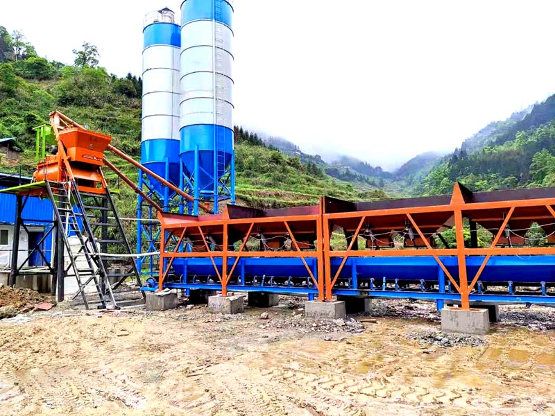 50混凝土攪拌站建設(shè)方案之安裝注意事項(xiàng)，攪拌站廠家安裝攪拌站！